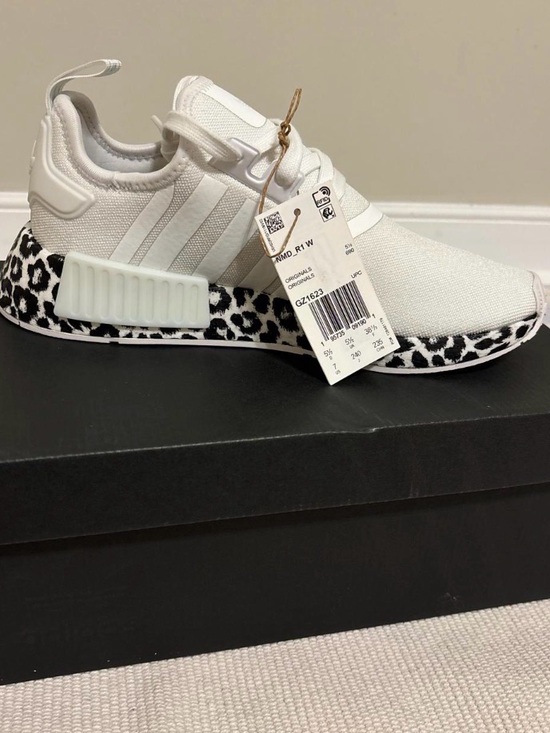 Adidas White NMD_R1 Leopard Midsole Size 6.5/7